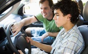 Learn How To Become An Expert Driver By Enrolling Into A Best Driving School